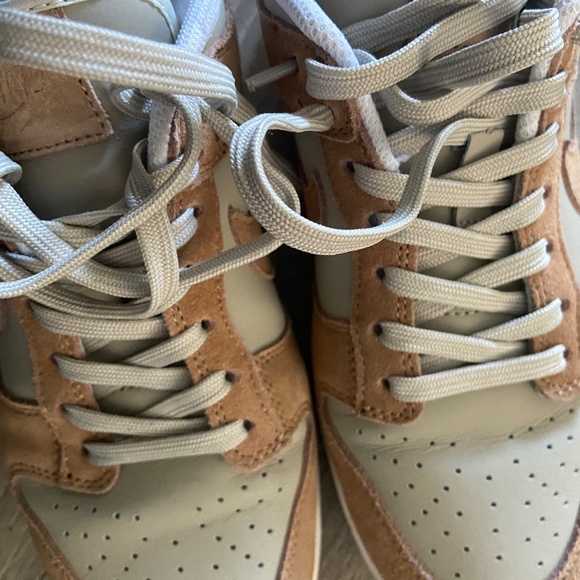 Nike Dunk  8.5-9 women Beige Neutral Color - Picture 6 of 10